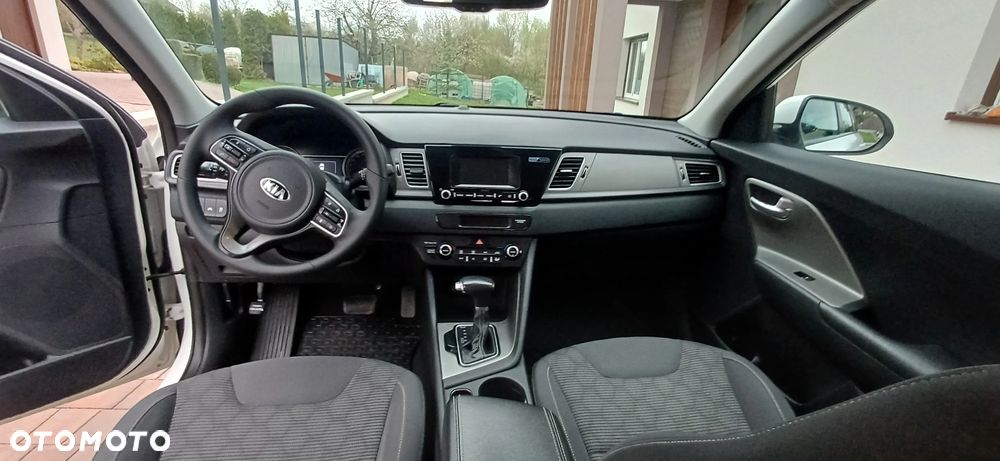 Kia Niro 1.6 GDI Hybrid M - 12