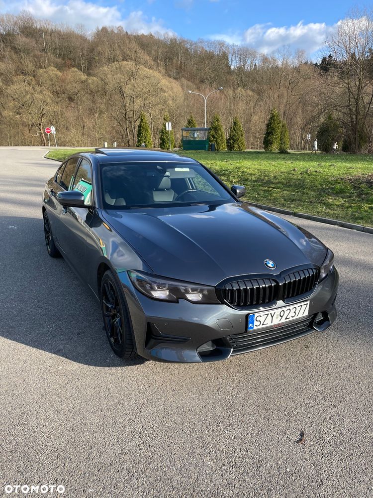 BMW Seria 3 330i Sport Line - 6