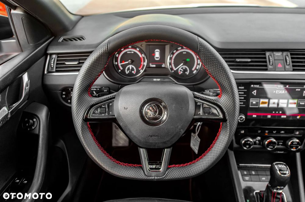 Skoda Octavia 2.0 TSI RS 230 DSG - 25