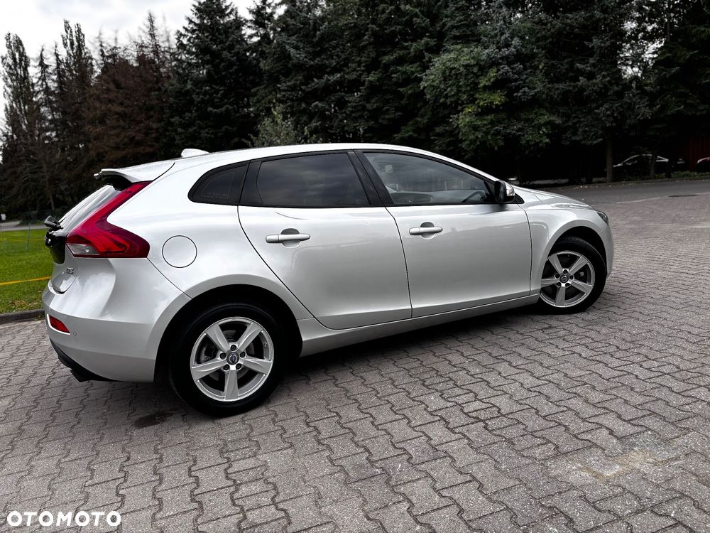 Volvo V40 D3 Kinetic - 5