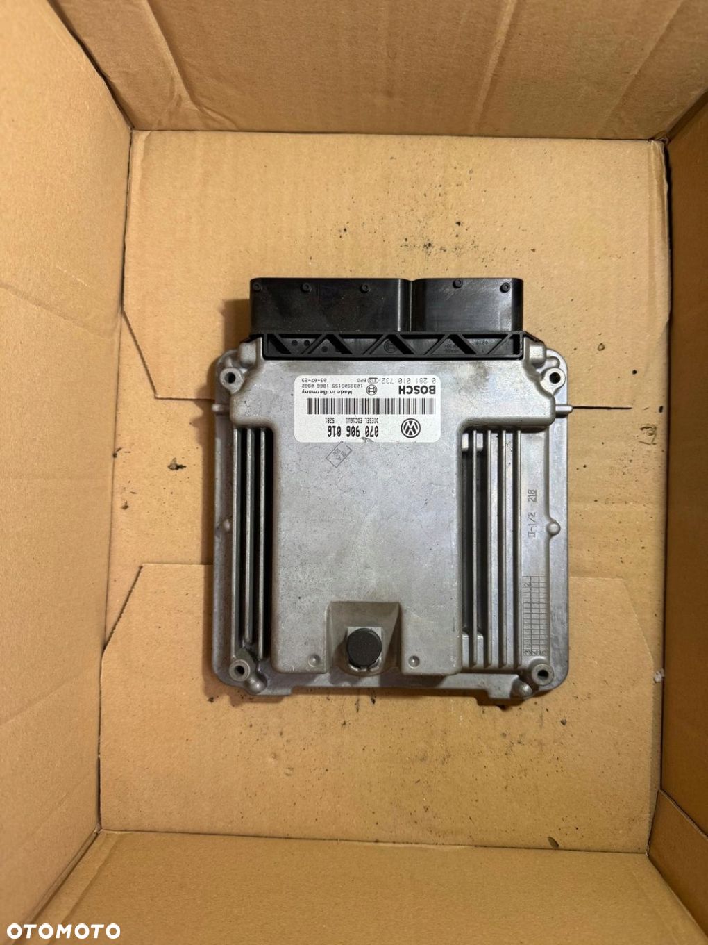 KOMPUTER STEROWNIK SILNIKA VW TRANSPORTER T5 2.5 TDI 070906016 0281010732 - 1
