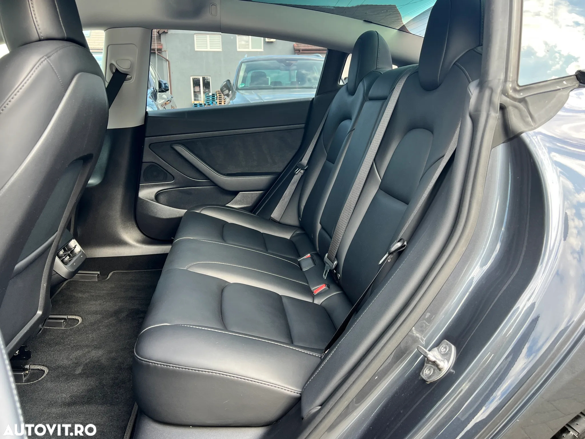 Tesla Model 3 Standard Reichweite Plus Hinterradantrieb - 15