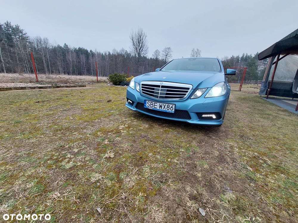 Mercedes-Benz Klasa E 350 CDI DPF 4Matic BlueEFFICIENCY 7G-TRONIC - 36