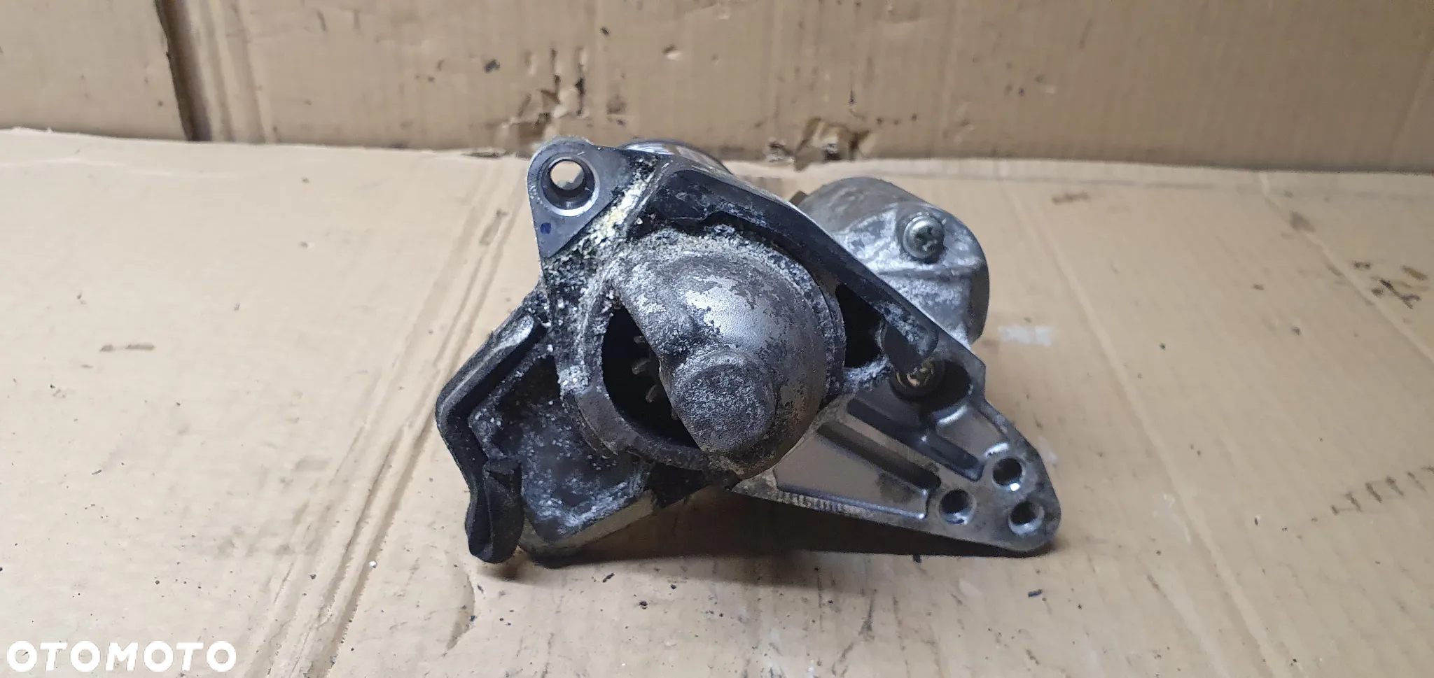 Rozrusznik starter silnika Dacia Logan II 0.9 TCE 233000557R - 3