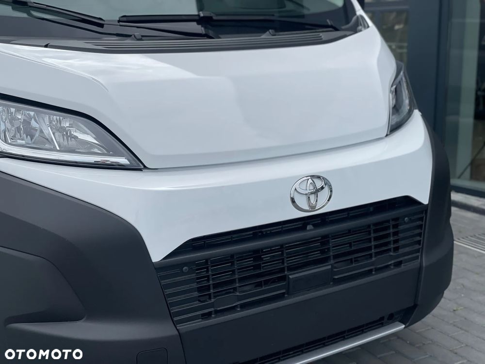 Toyota PROACE MAX - 8