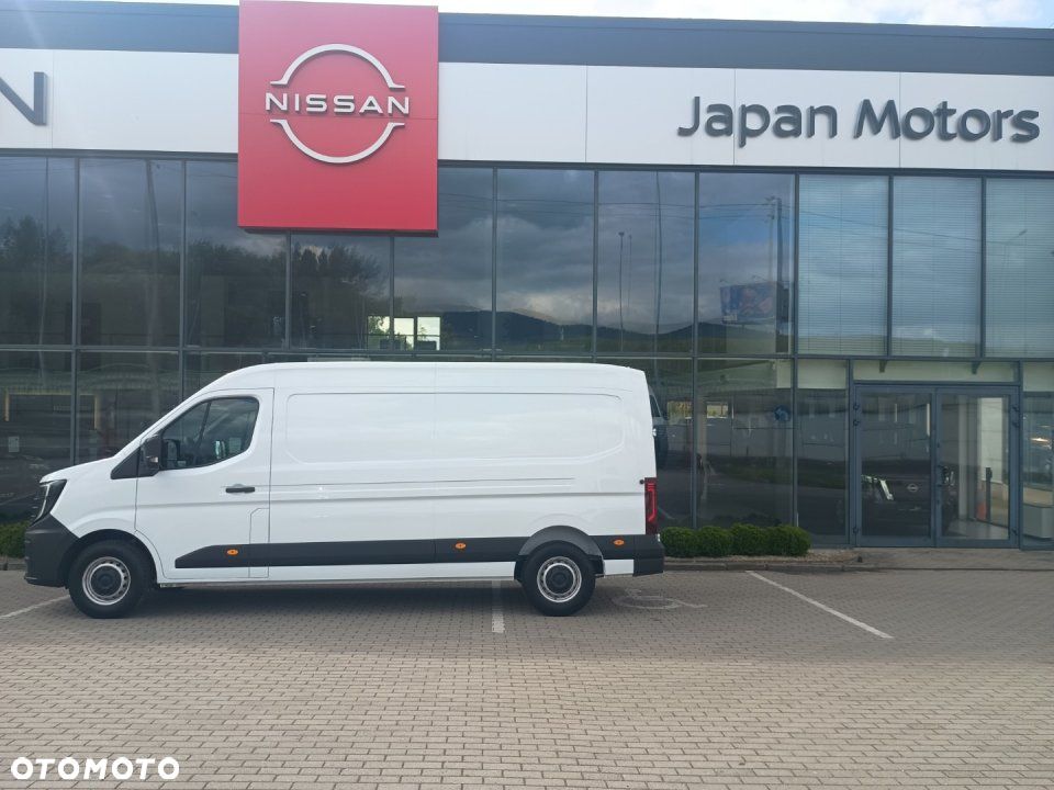 Nissan Interstar - 4