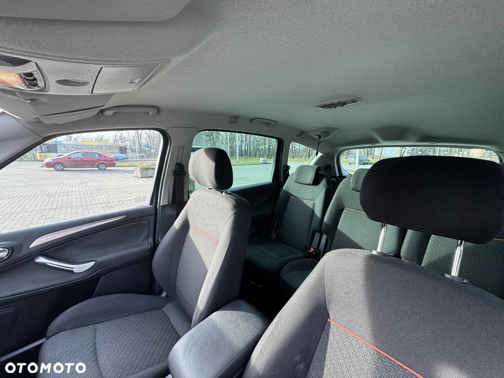 Ford S-Max - 6