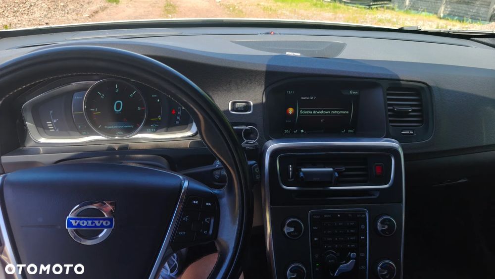 Volvo V60 D5 AWD Geartronic Summum - 13