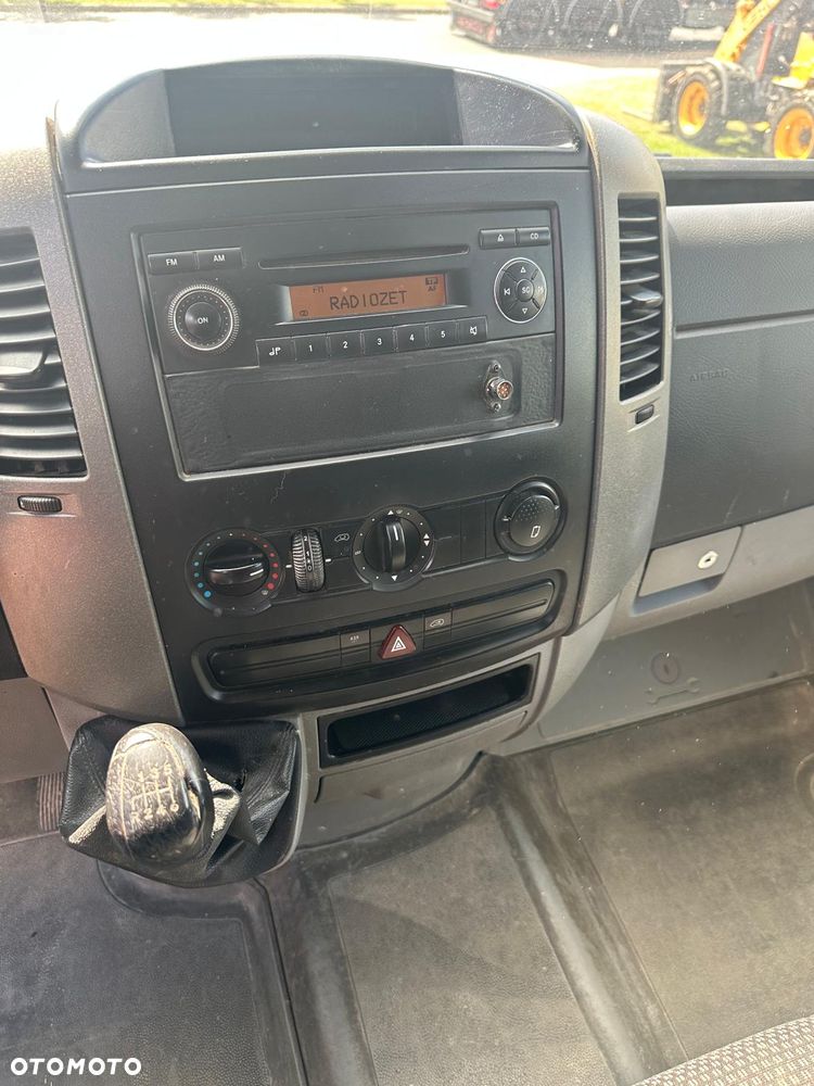 Mercedes-Benz Sprinter 209 - 8
