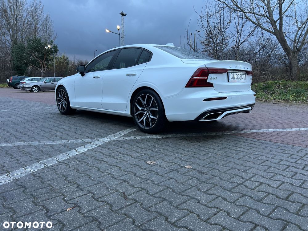 Volvo S60 T6 AWD Geartronic RDesign - 4