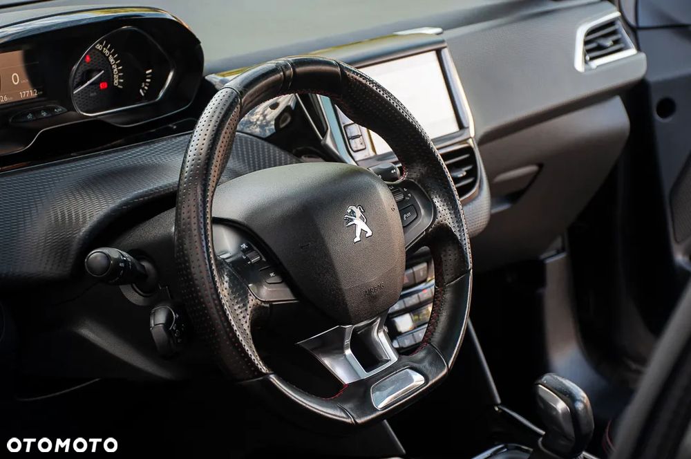 Peugeot 2008 PureTech 110 Stop&Start GT-Line Edition - 35