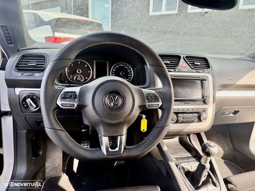 VW Scirocco 2.0 TDI Sport - 35