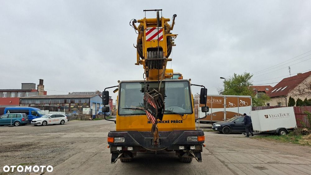 Liebherr Utm 625 4X4 - 2