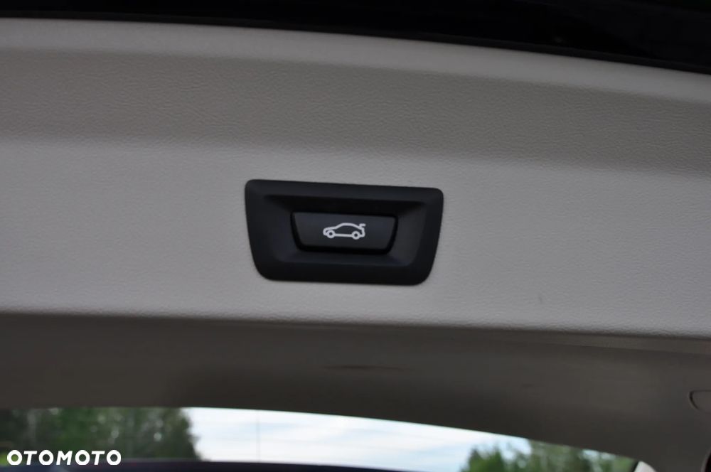 BMW X3 xDrive20i sport - 14