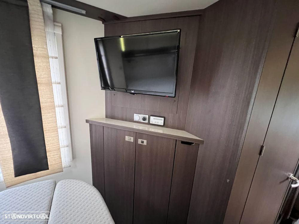 Burstner Viseo Cama Central - 39