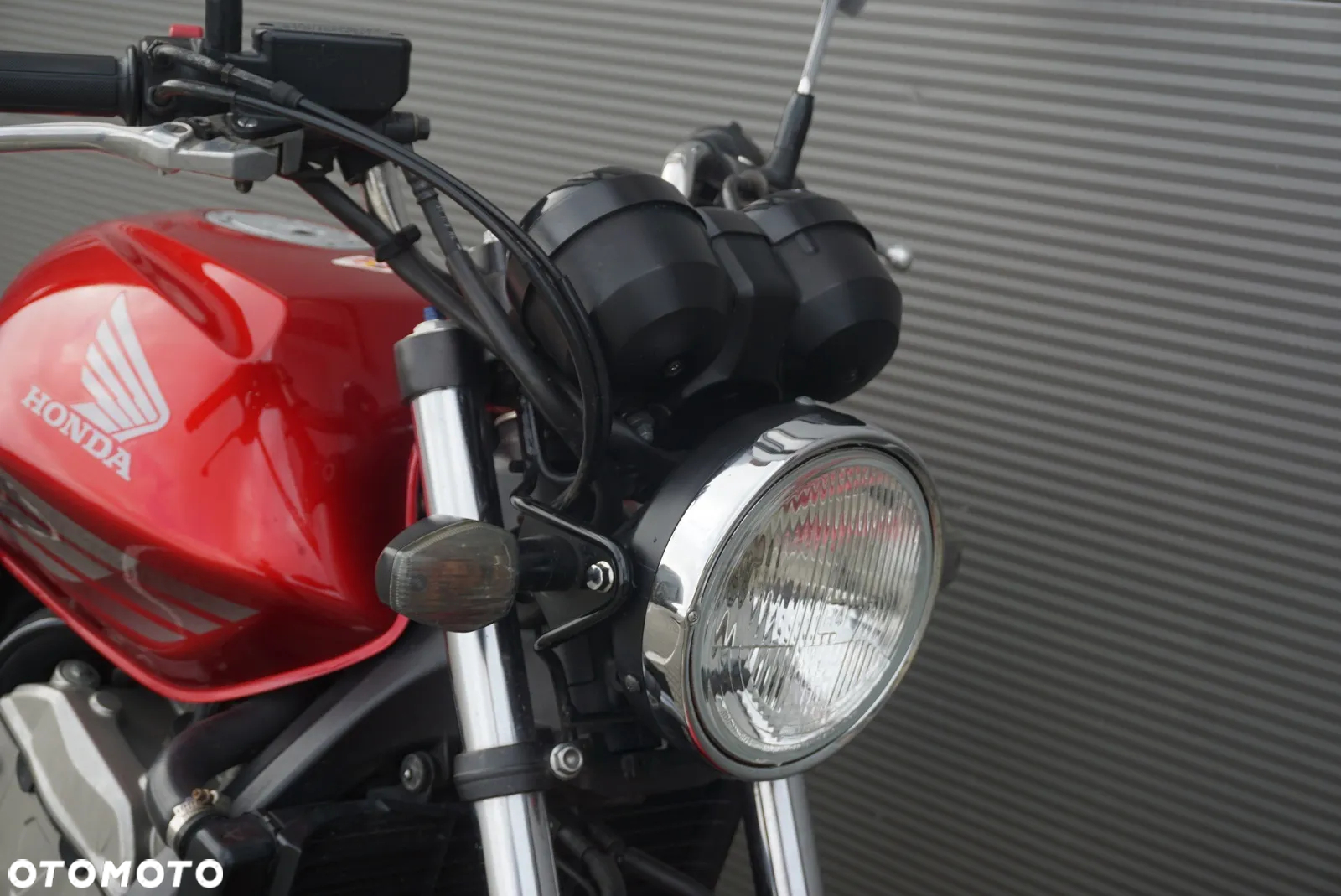 Honda CBF - 10