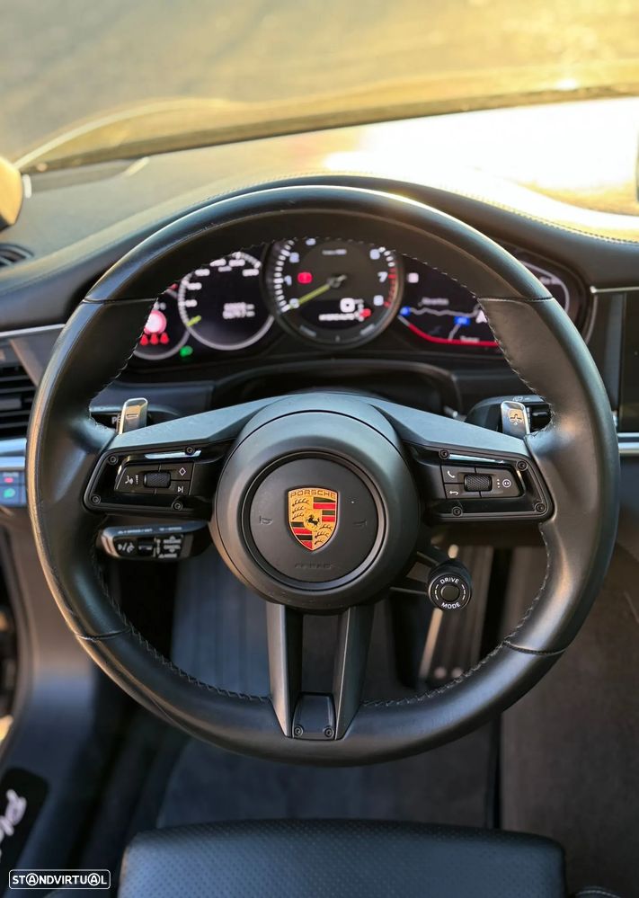 Porsche Panamera Sport Turismo 4 E-Hybrid Platinum Edition PDLS - 4