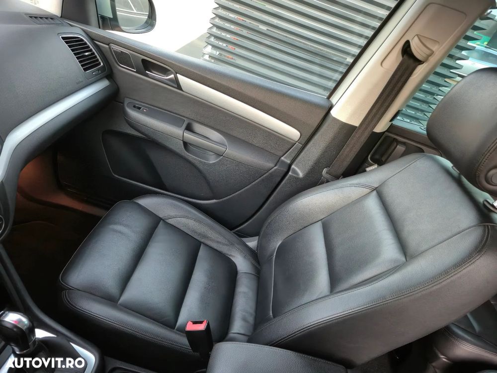 Volkswagen Sharan 2.0 TDI DSG Highline - 16