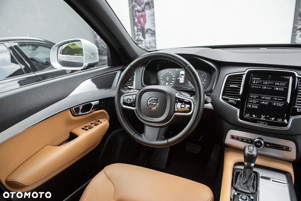 Volvo XC 90 D5 AWD R-Design - 27