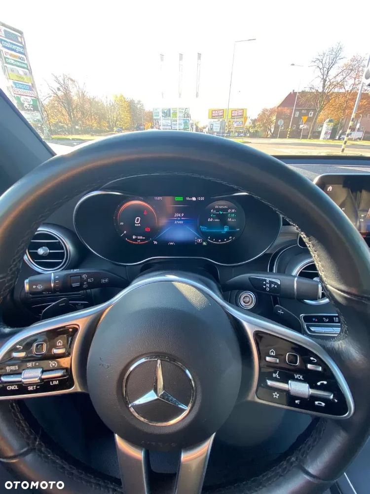 Mercedes-Benz GLC - 13
