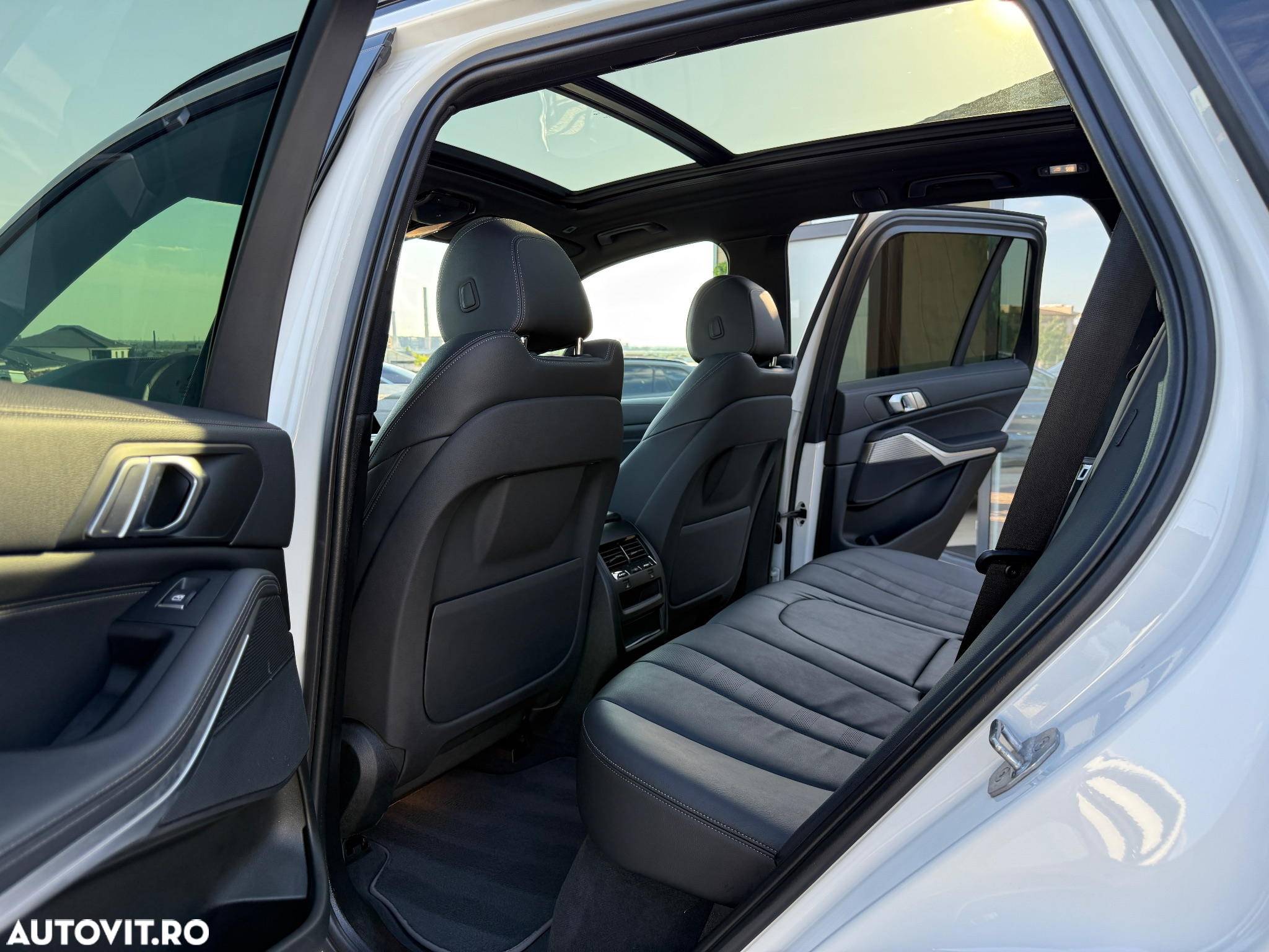 BMW X5 M M50d - 9