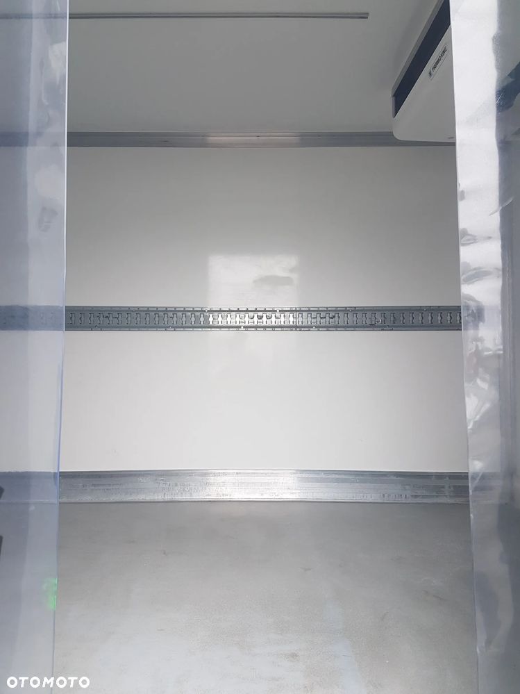 Renault MASTER 8EP CHŁODNIA MROŹNIA 4,21x2,11x2,01 IZOTERMA AGREGAT THERMO KING V-500 MAX GRZANIE KLIMA KRAJOWY - 36