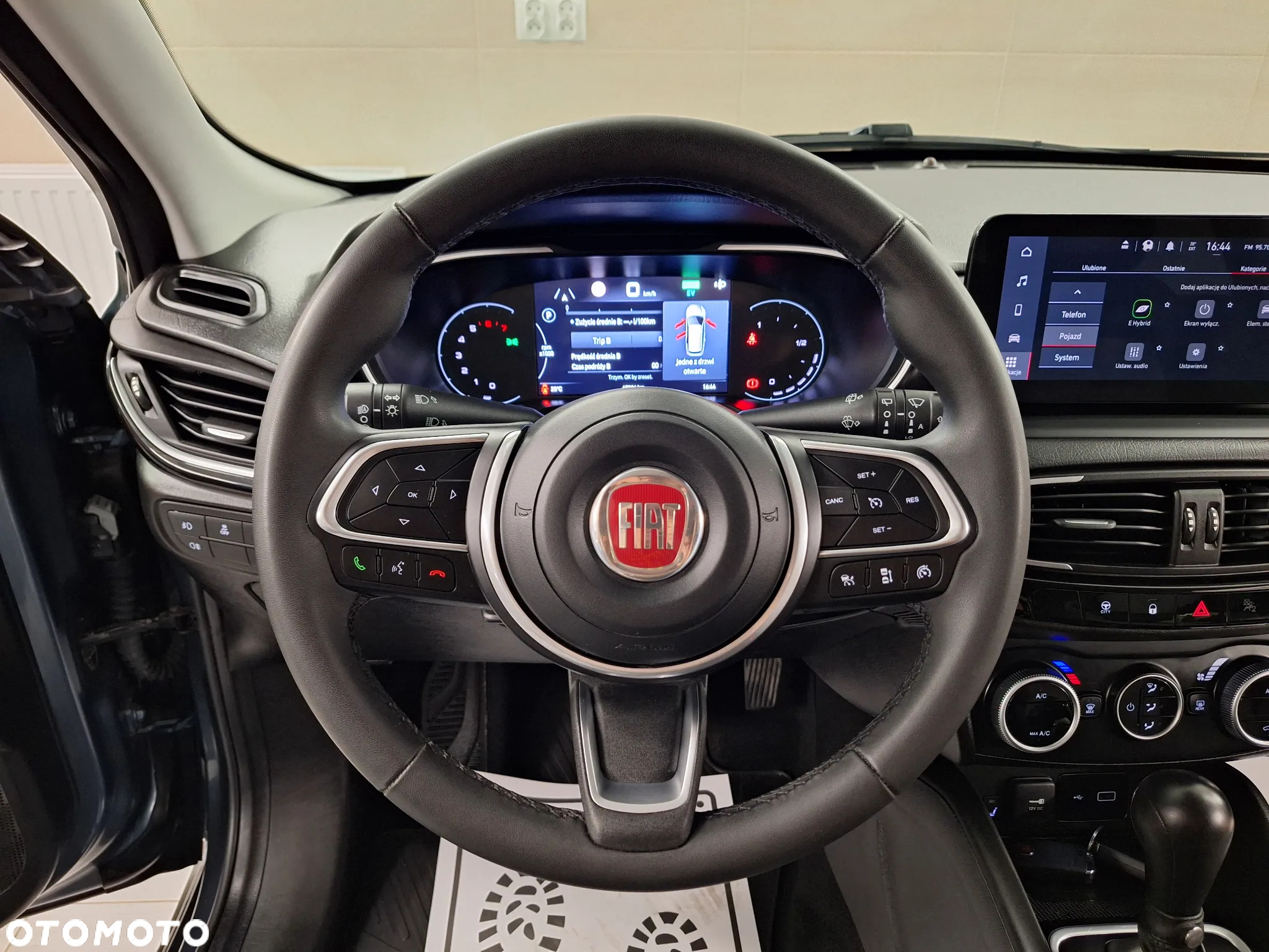Fiat Tipo 1.5 Hybrid Cross DCT - 30