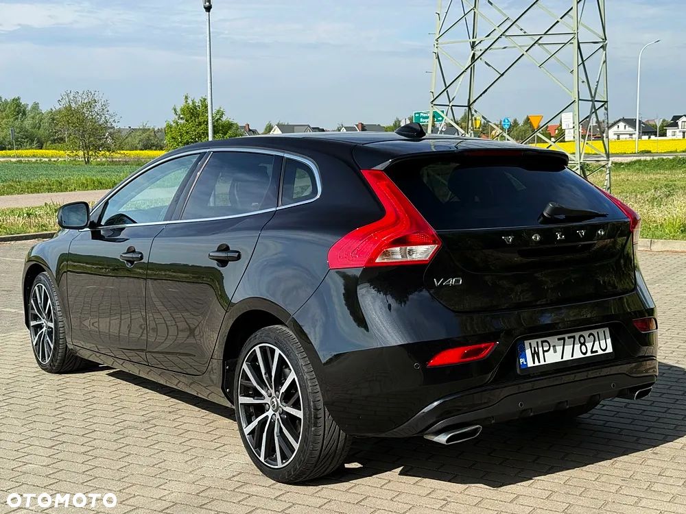 Volvo V40 D2 Geartronic Inscription - 13