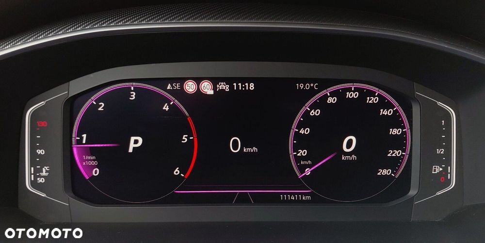 Volkswagen Arteon 2.0 TDI R-Line DSG - 23