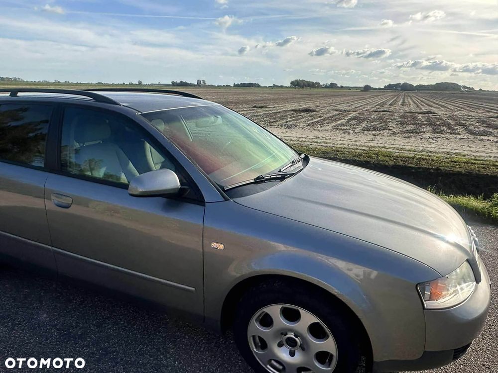 Audi A4 Avant - 27