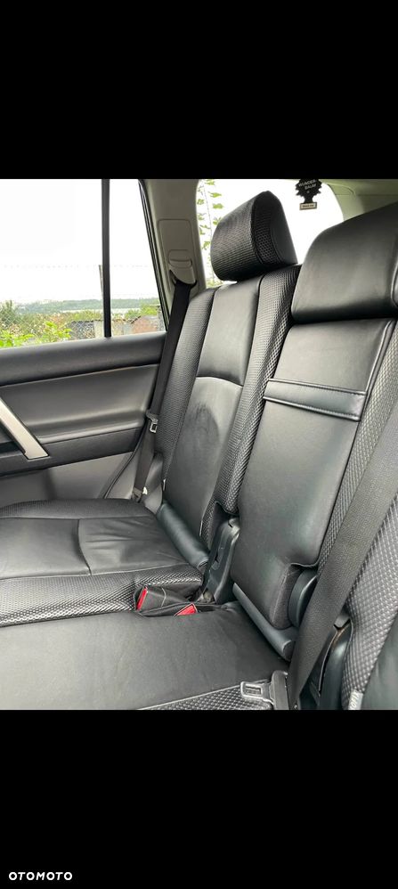 Toyota Land Cruiser LC 3.0 D-4D Prestige 7os - 10