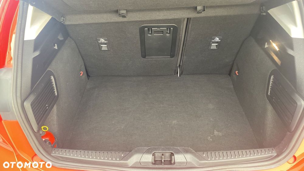 Ford Focus 1.0 EcoBoost mHEV Titanium X - 12
