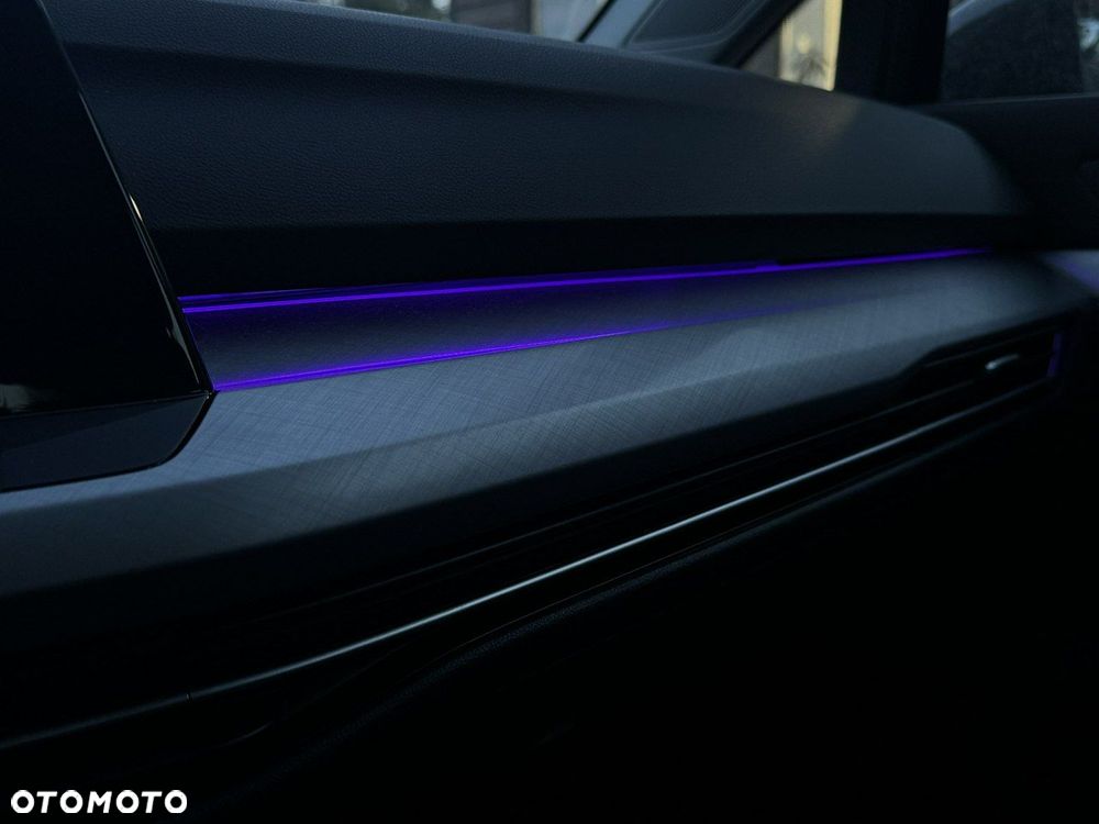 Volkswagen Golf - 13