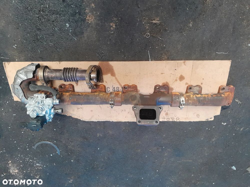 Kolektor wydechowy z zaworem EGR Ford F MAX 2024r. GC46-943 GC469D745AH !!