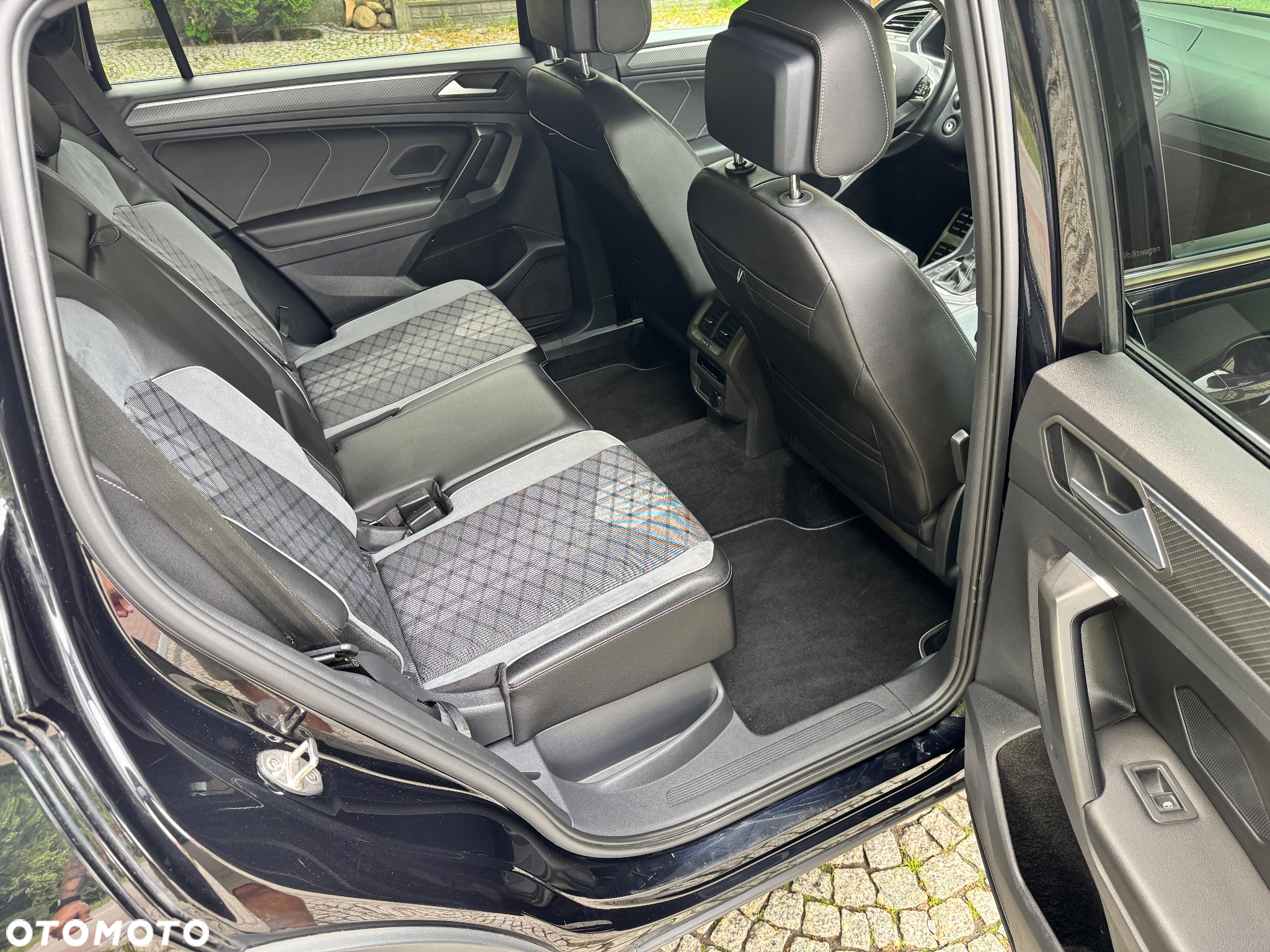 Volkswagen Tiguan Allspace 2.0 TDI SCR 4Motion DSG R-Line - 18