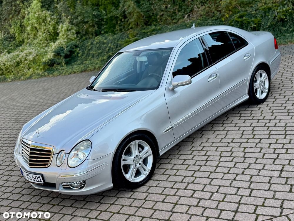 Mercedes-Benz Klasa E - 24