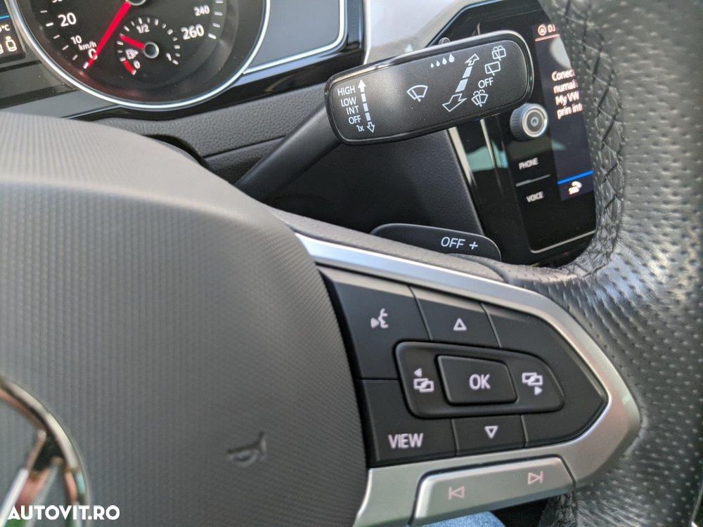 Volkswagen Passat - 25