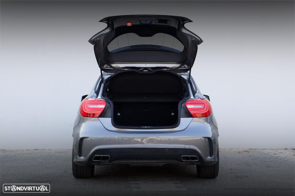 Mercedes-Benz A 45 AMG 4-Matic - 14