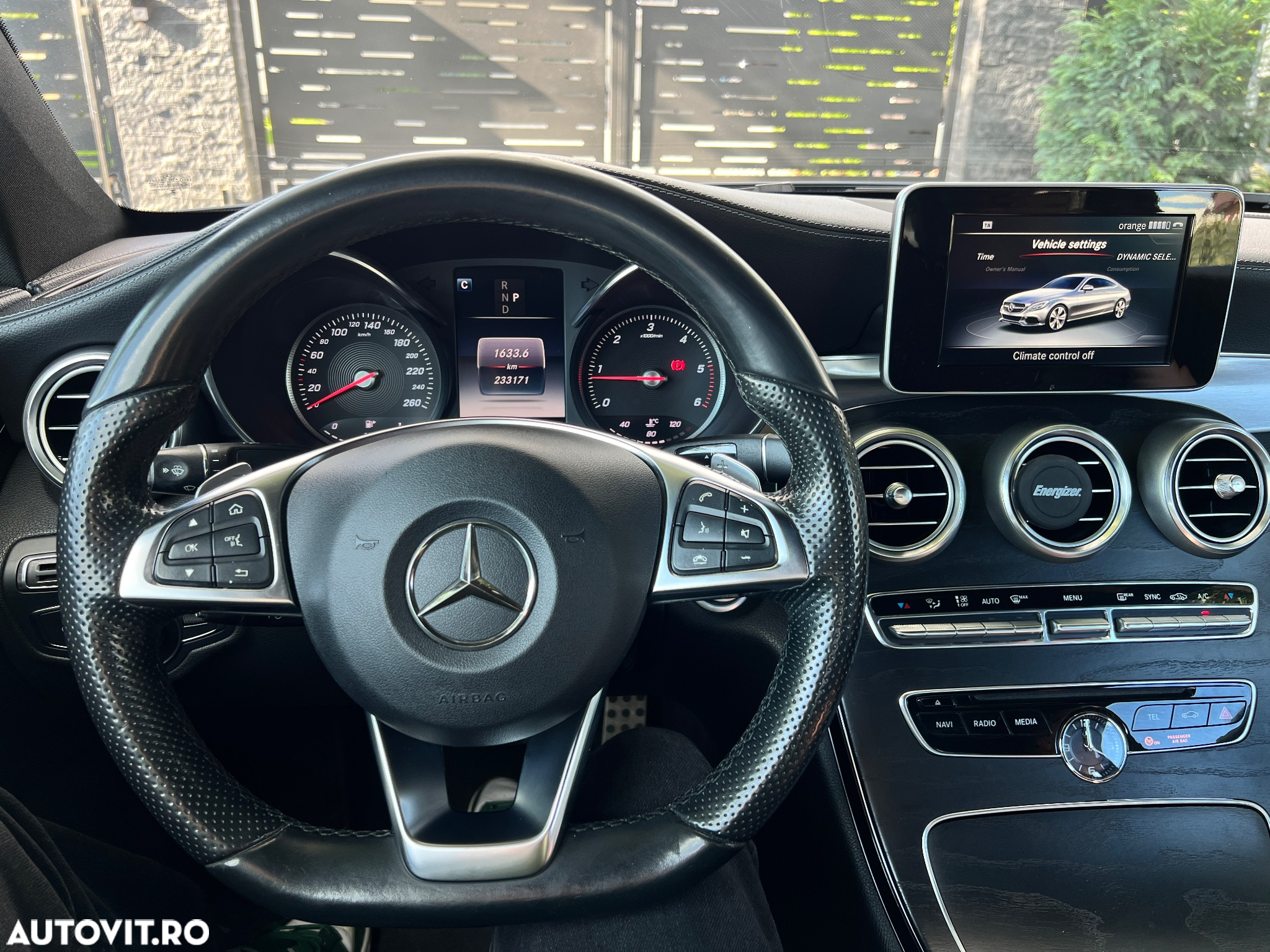 Mercedes-Benz C 220 d Coupe 9G-TRONIC AMG Line - 12