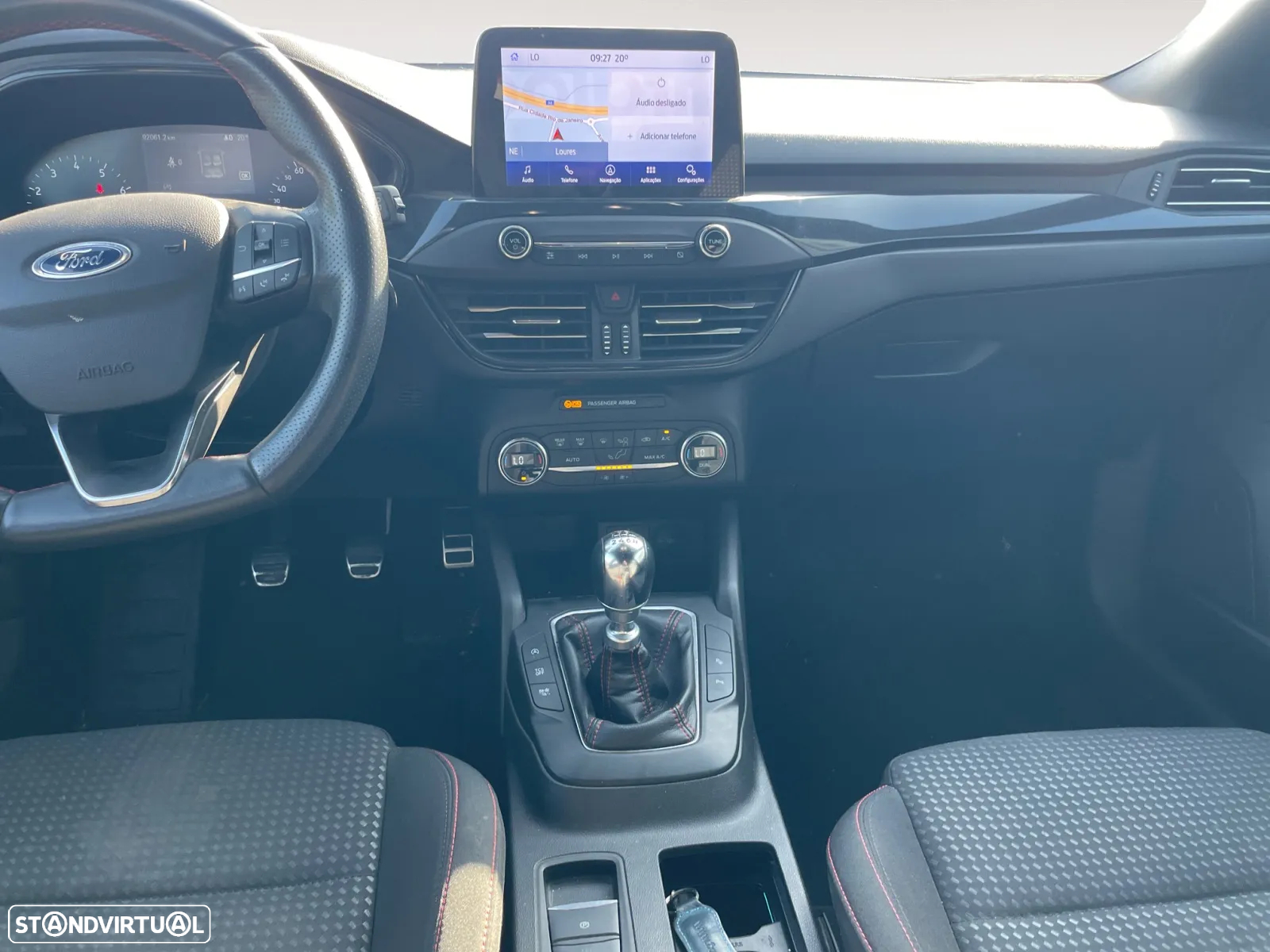 Ford Focus 1.0 EcoBoost ST-Line - 12