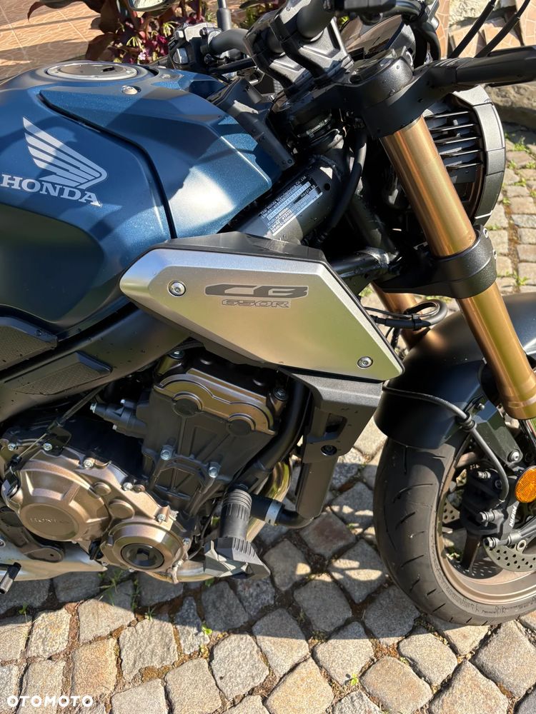 Honda CB - 10