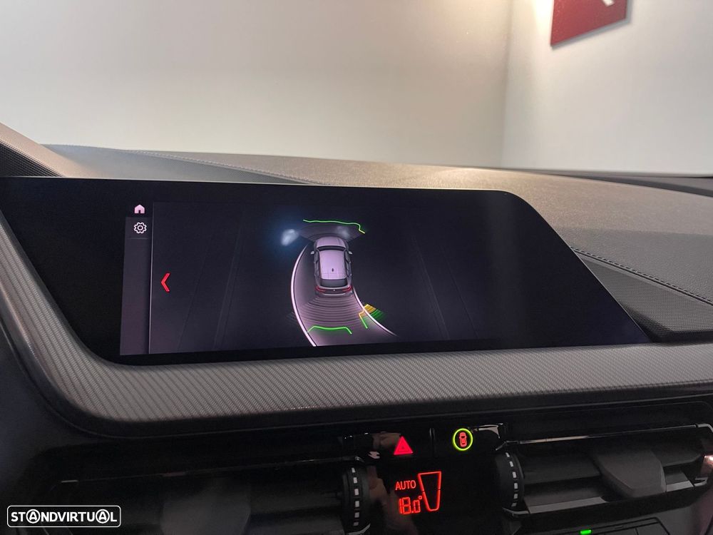 BMW 116 d Pack Desportivo M - 18