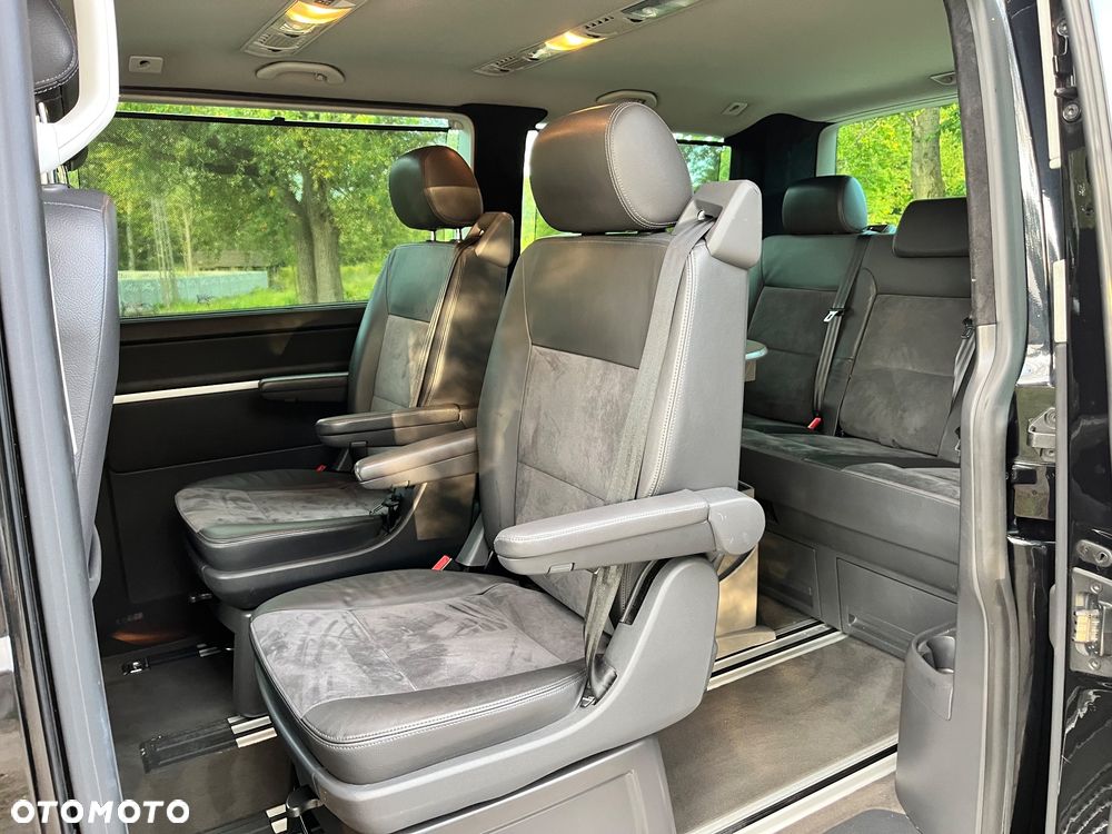 Volkswagen Multivan - 39