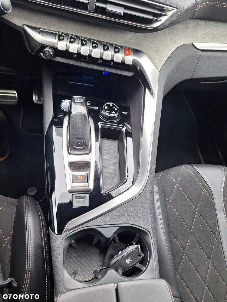 Peugeot 5008 BlueHDI 180 EAT8 GT - 16