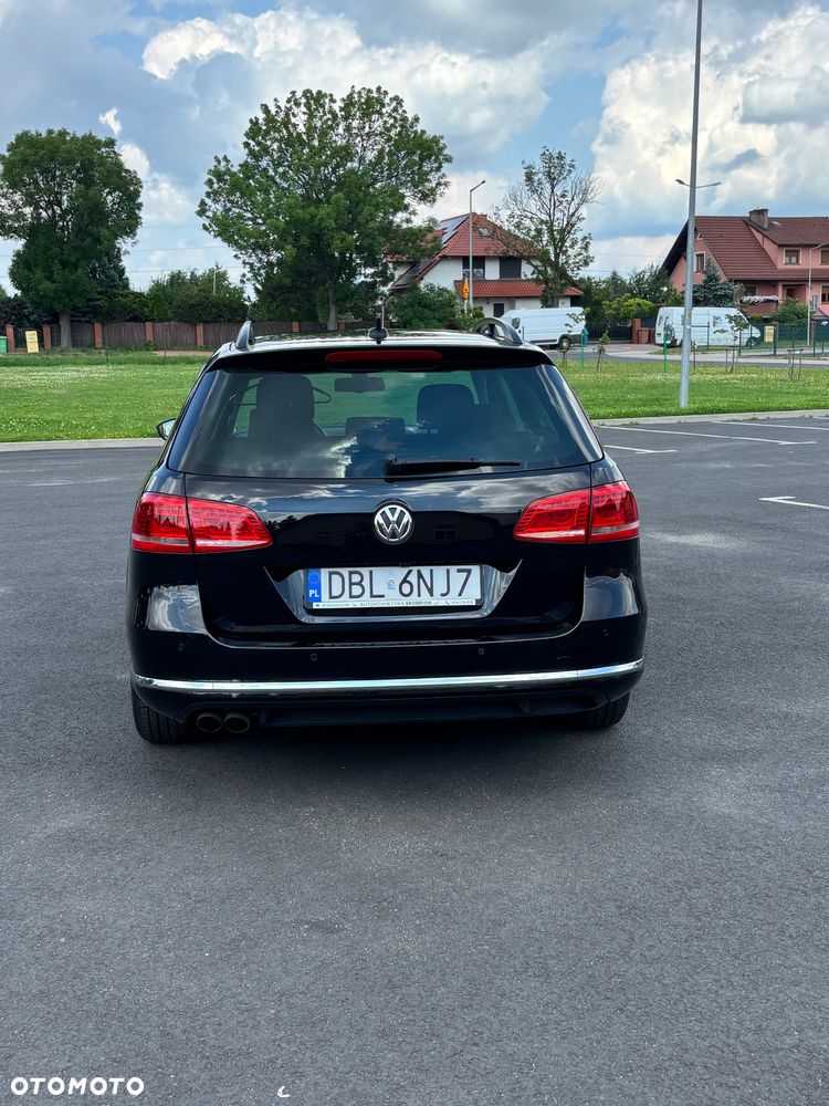 Volkswagen Passat 2.0 TDI Comfortline DSG - 10