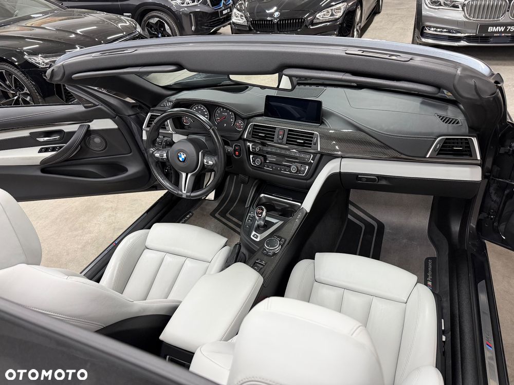 BMW M4 - 40