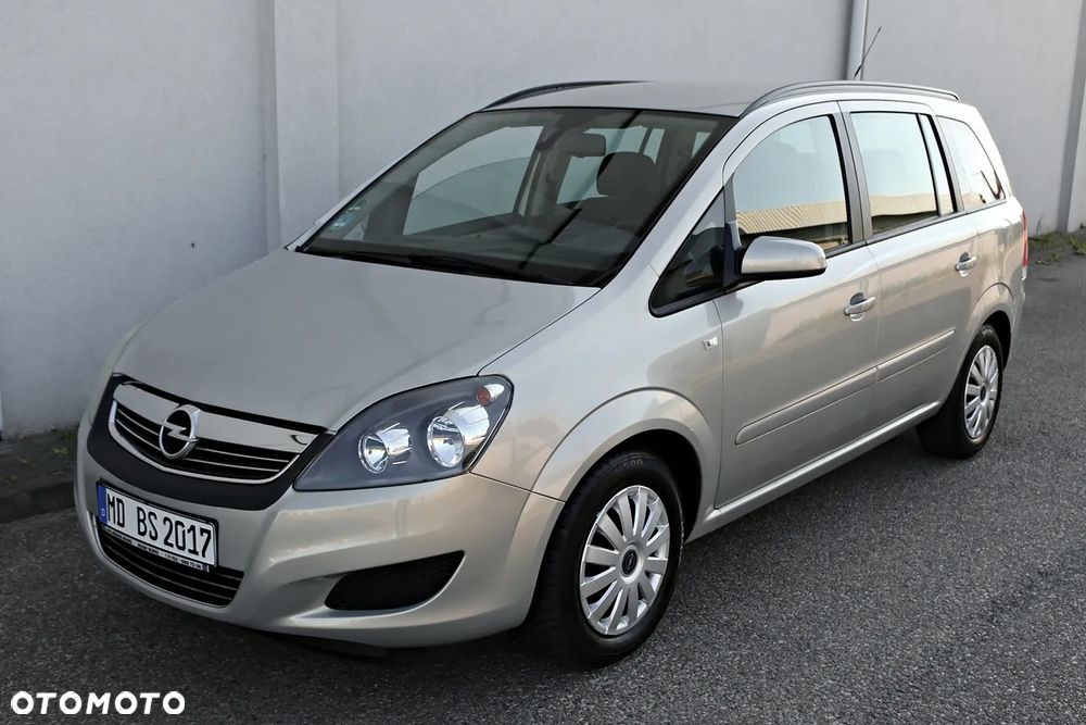 Opel Zafira - 3