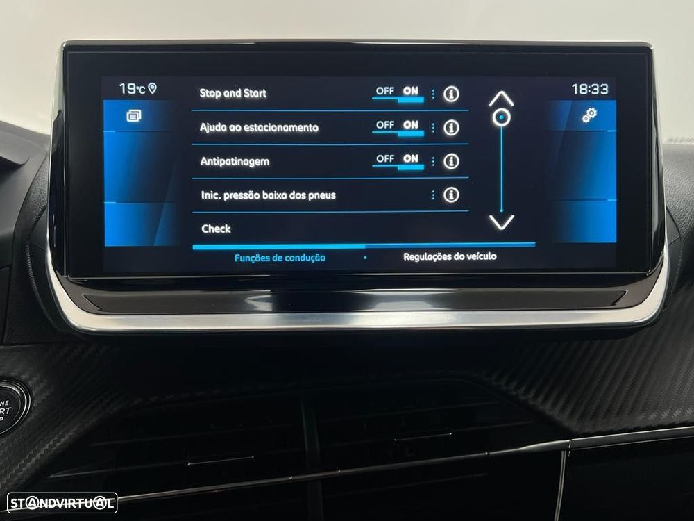 Peugeot 2008 1.2 PureTech Allure - 26
