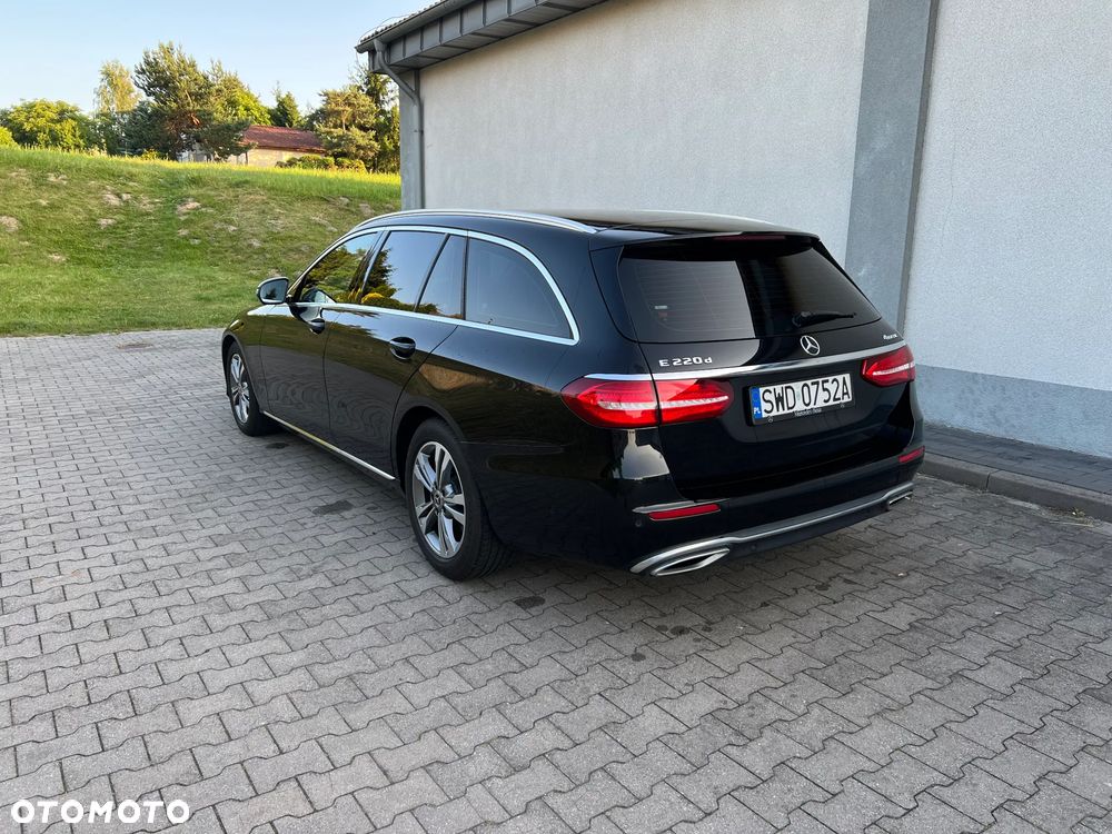 Mercedes-Benz Klasa E 220 d 4Matic 9G-TRONIC - 6
