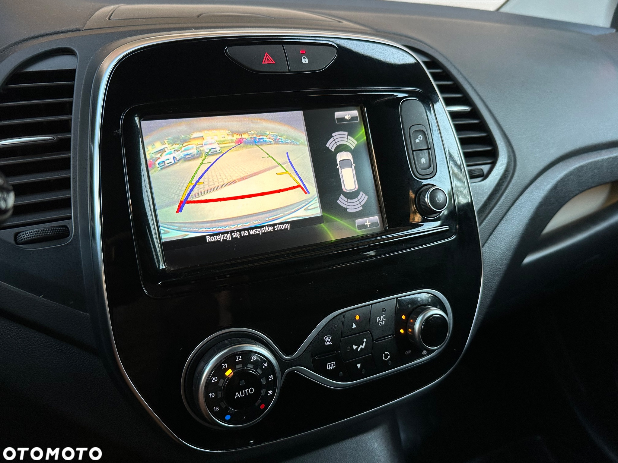 Renault Captur 1.2 Energy TCe XMOD - 10